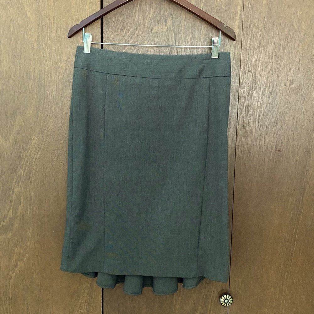 Express Ruffle Bottom Tweed Lined Pencil Skirt